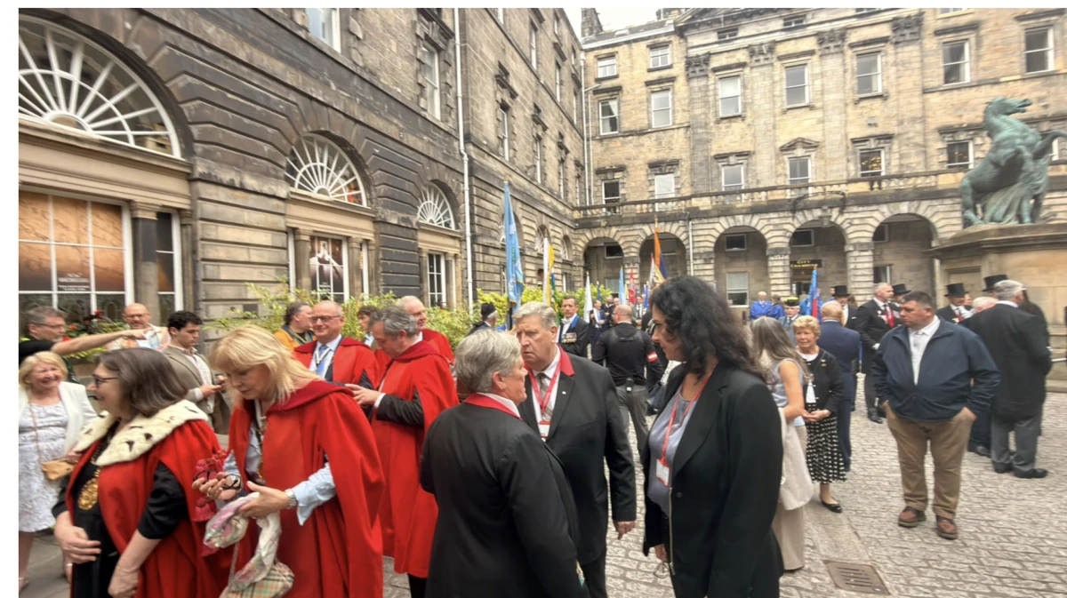 Edinburgh&rsquo;un Yaklaşık 450 Yıllık Geleneğinde T&uuml;rkiye&rsquo;den G&uuml;&ccedil;l&uuml; Temsil