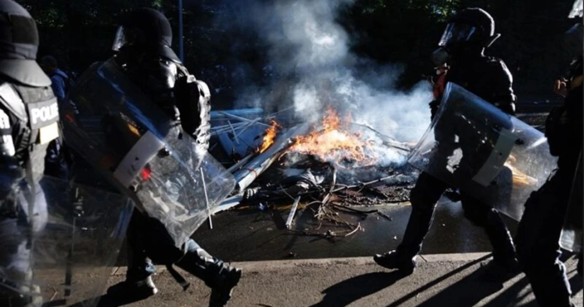 G7 protestolar g&ouml;lgesinde toplanıyor: Batı cephesindeki &ccedil;atlak derinleşiyor
